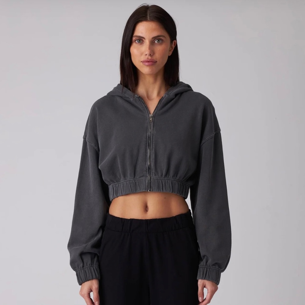 NWOT TALENTLESS WOMENS ZIP CROP JACKET